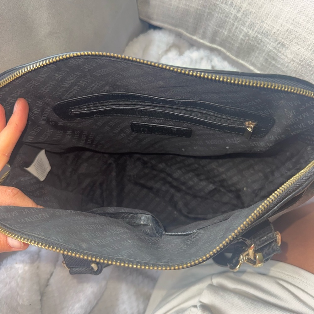 Steve Madden Black Purse - Picture 2 of 4